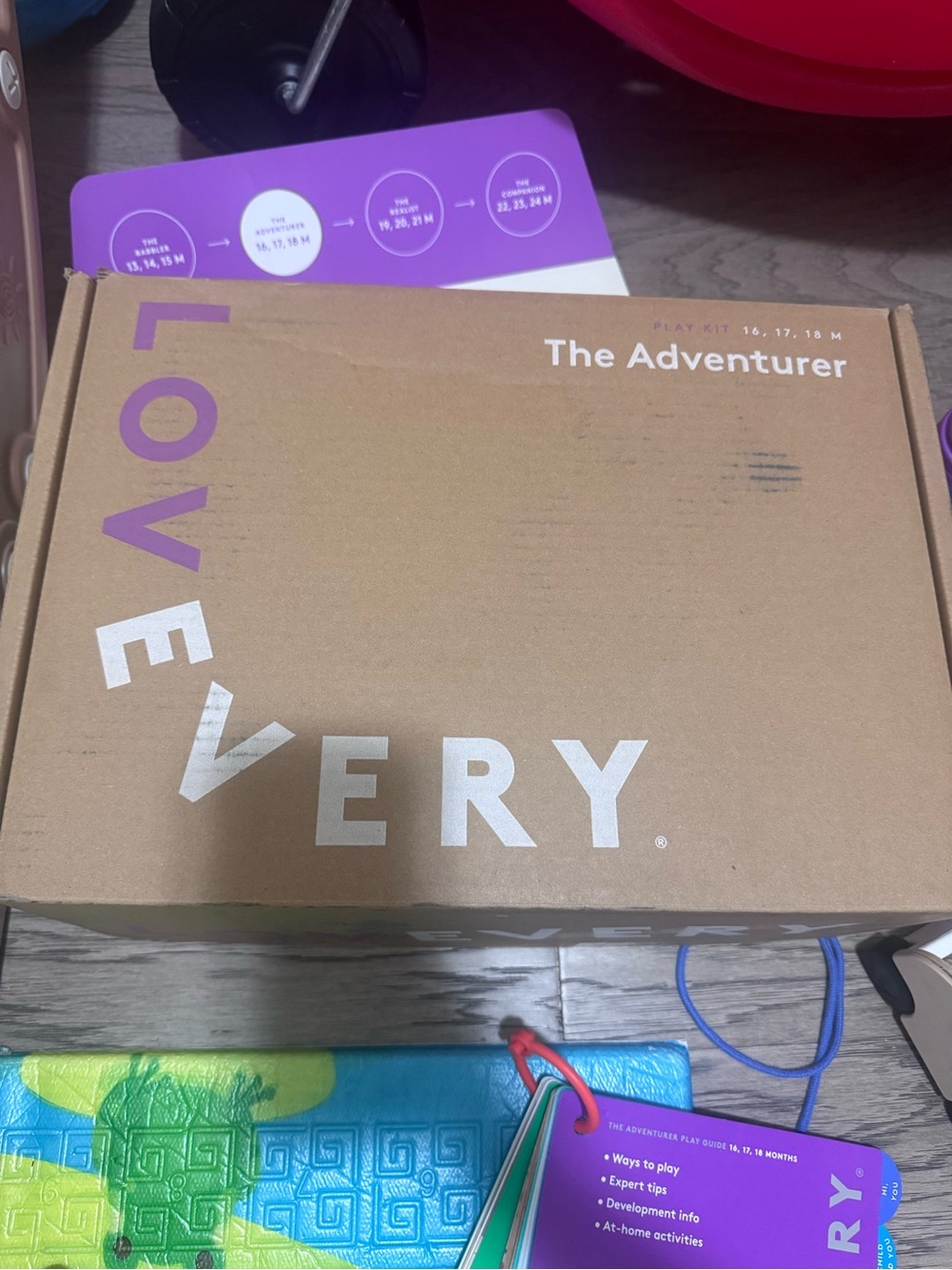 Lovevery The Adventurer Play Kit - 16,17,18 m